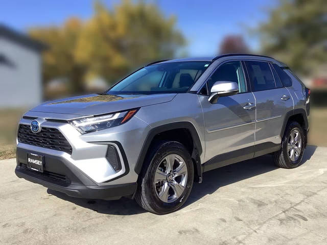 2023 Toyota RAV4 Hybrid XLE AWD photo