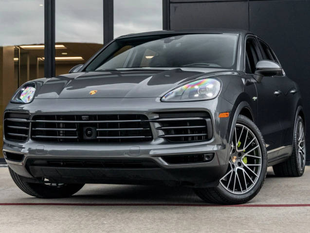 2023 Porsche Cayenne E-Hybrid AWD photo