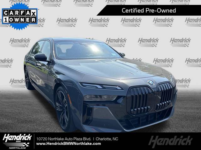 2023 BMW 7 Series 740i RWD photo