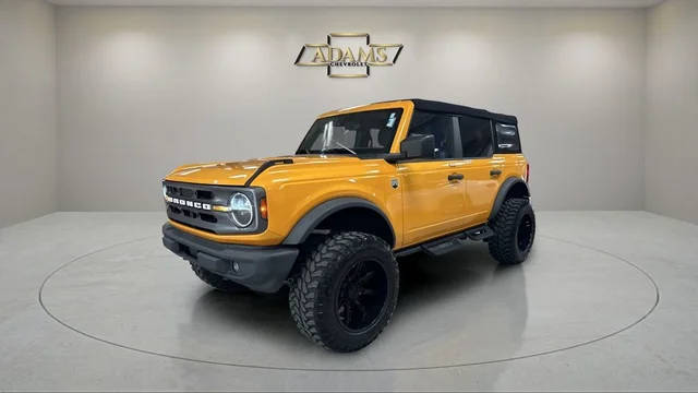 2022 Ford Bronco 4 Door Base 4WD photo