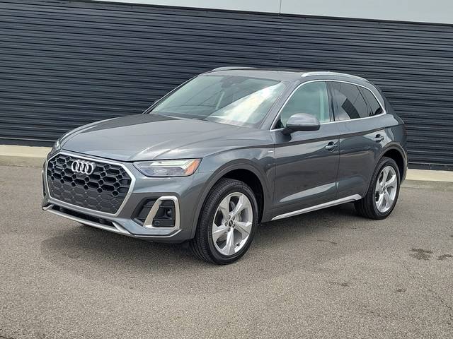 2023 Audi Q5 S line Premium Plus AWD photo