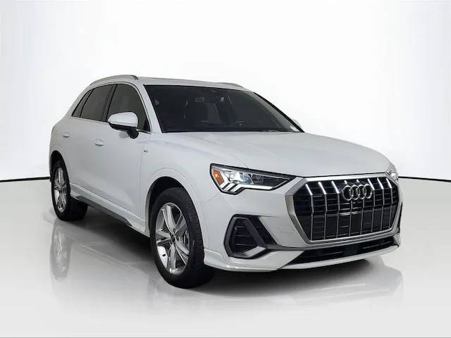 2023 Audi Q3 S line Premium Plus AWD photo
