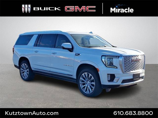 2023 GMC Yukon XL Denali 4WD photo