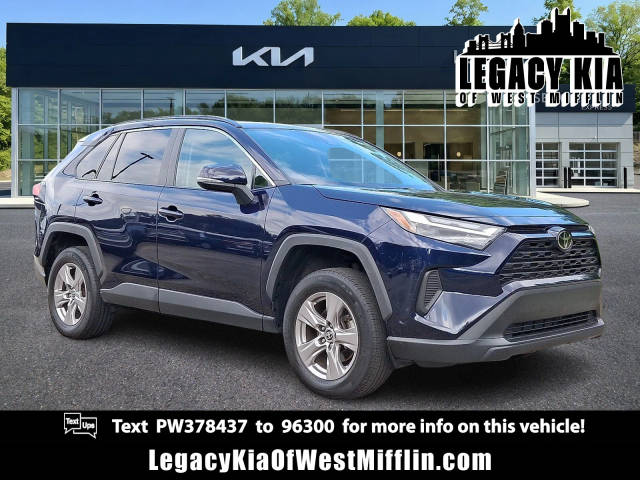 2023 Toyota RAV4 XLE AWD photo