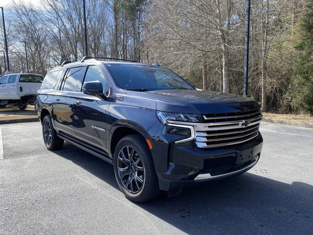 2023 Chevrolet Suburban High Country 4WD photo