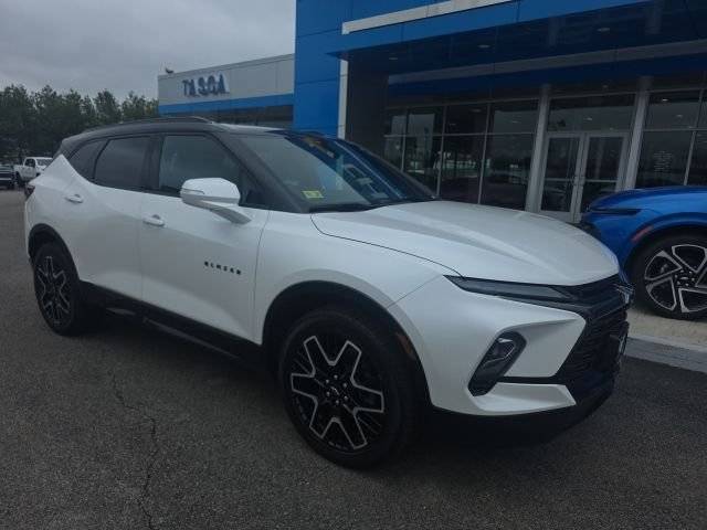 2023 Chevrolet Blazer RS AWD photo