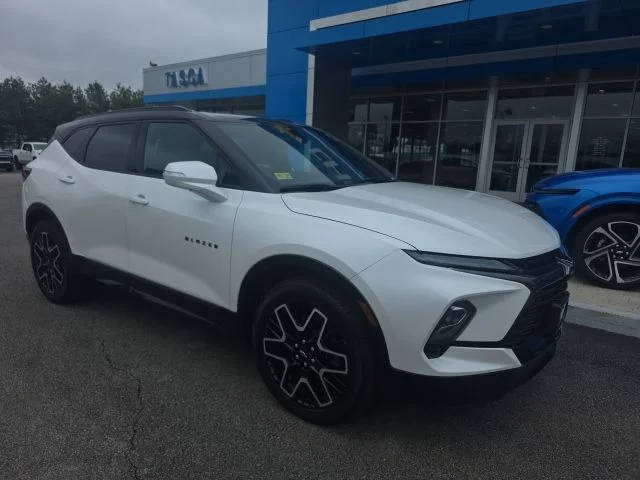 2023 Chevrolet Blazer RS AWD photo