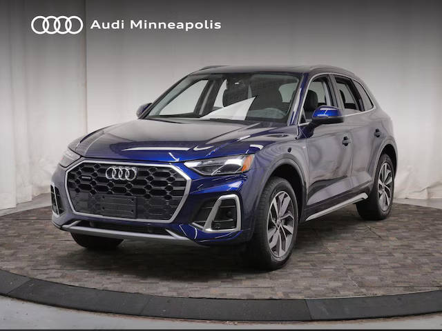2023 Audi Q5 S line Premium AWD photo