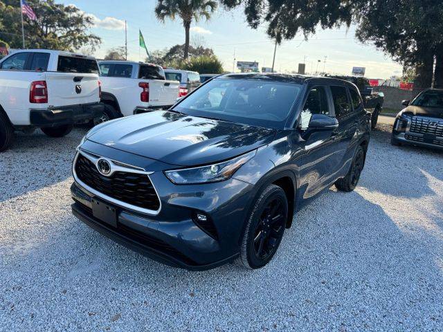 2023 Toyota Highlander LE FWD photo