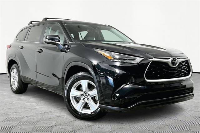 2023 Toyota Highlander L FWD photo