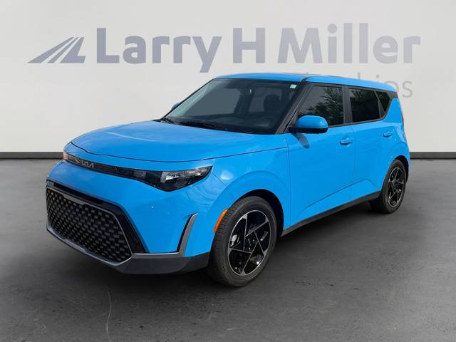 2023 Kia Soul EX FWD photo