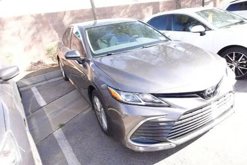 2023 Toyota Camry LE FWD photo
