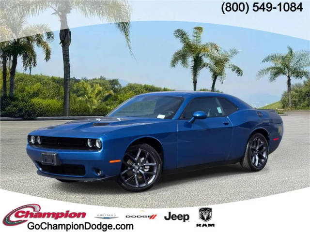 2023 Dodge Challenger SXT RWD photo