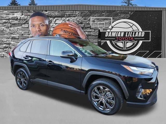 2023 Toyota RAV4 Hybrid XLE Premium AWD photo