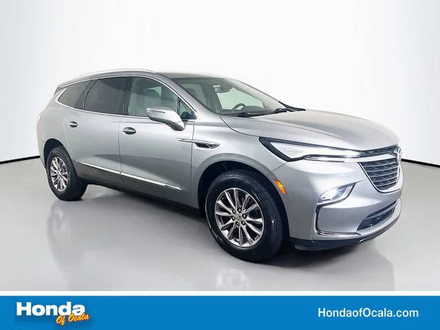 2023 Buick Enclave Essence FWD photo