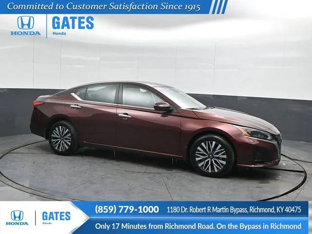 2023 Nissan Altima 2.5 SV AWD photo