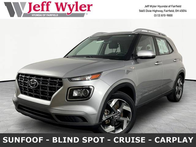 2023 Hyundai Venue SEL FWD photo