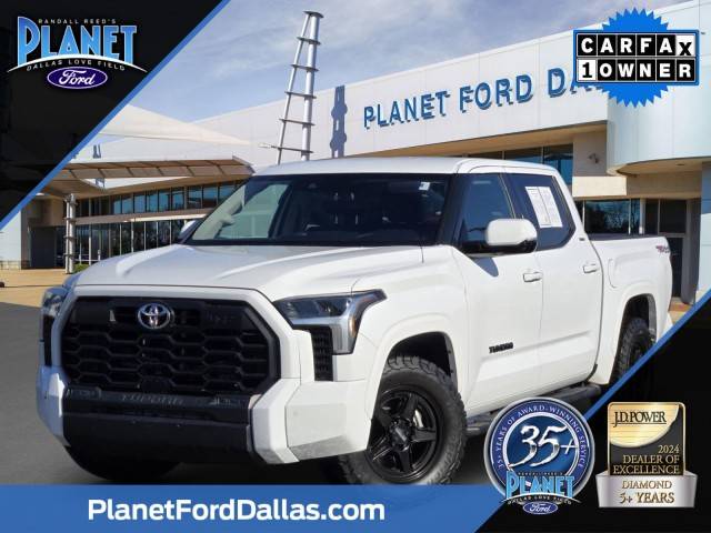 2023 Toyota Tundra SR5 4WD photo