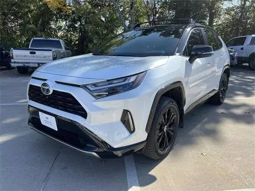 2023 Toyota RAV4 Hybrid XSE AWD photo