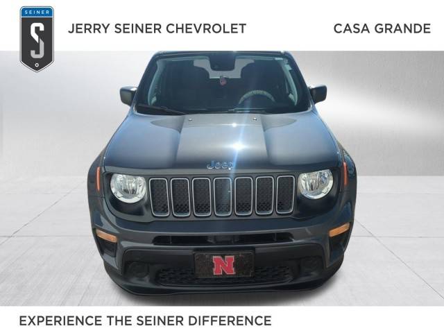 2023 Jeep Renegade Latitude 4WD photo