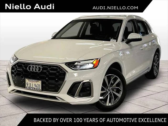 2023 Audi Q5 S line Premium AWD photo