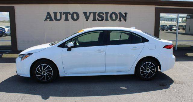 2023 Toyota Corolla LE FWD photo