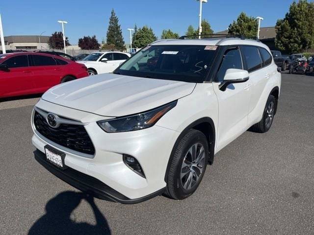 2023 Toyota Highlander XLE AWD photo