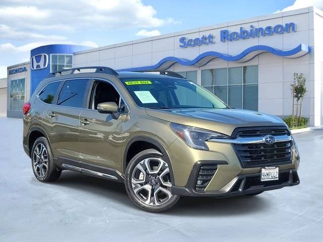 2023 Subaru Ascent Limited AWD photo