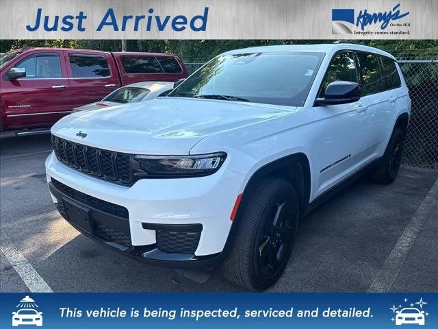 2023 Jeep Grand Cherokee L Altitude X 4WD photo