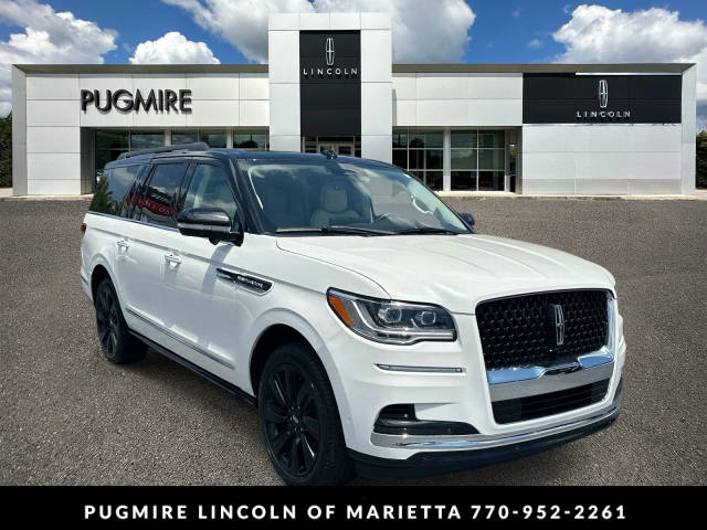 2023 Lincoln Navigator L Black Label 4WD photo