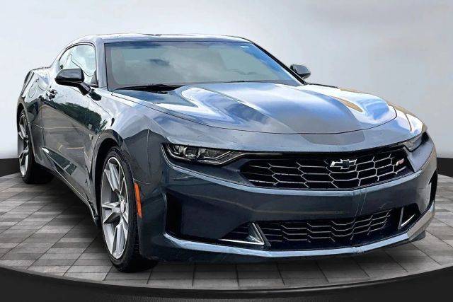 2023 Chevrolet Camaro 1LT RWD photo