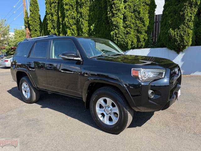 2023 Toyota 4Runner SR5 Premium 4WD photo