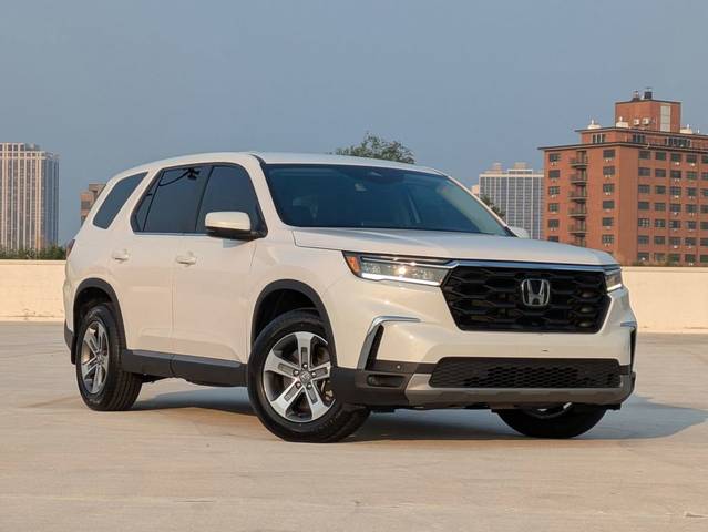 2023 Honda Pilot EX-L 8 Passenger FWD photo