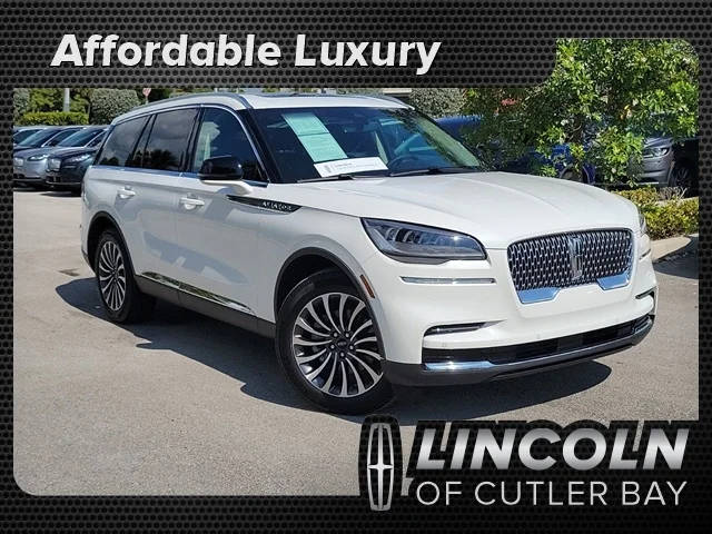 2023 Lincoln Aviator Standard RWD photo