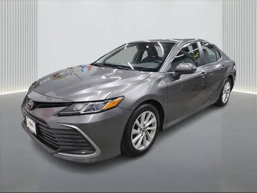 2023 Toyota Camry LE FWD photo