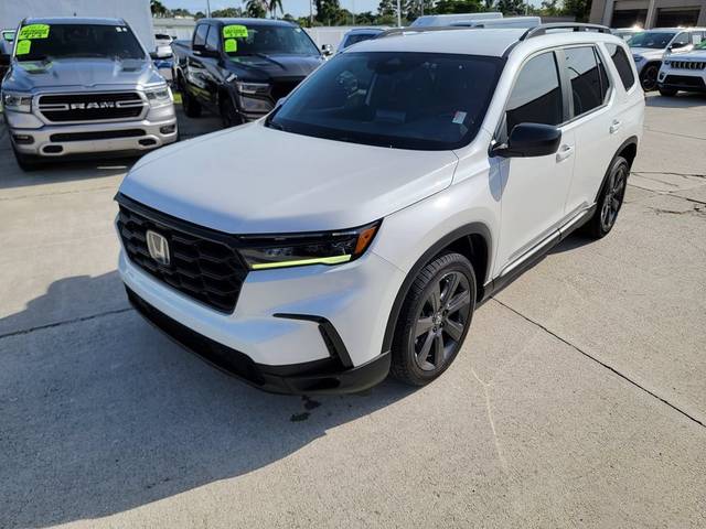 2023 Honda Pilot Sport AWD photo