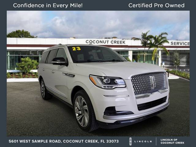 2023 Lincoln Navigator Reserve 4WD photo