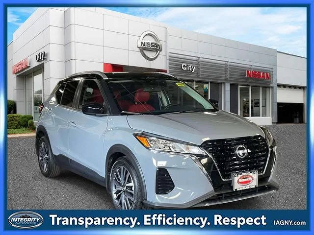 2023 Nissan Kicks SV FWD photo