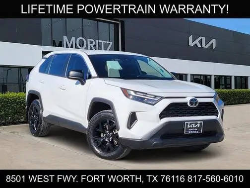 2023 Toyota RAV4 LE FWD photo