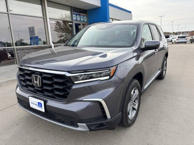 2023 Honda Pilot EX-L 8 Passenger FWD photo