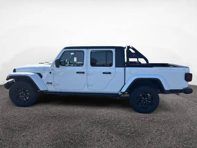 2023 Jeep Gladiator Sport S 4WD photo