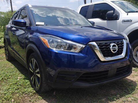 2020 Nissan Kicks SV FWD photo