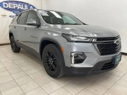 2023 Chevrolet Traverse LT Cloth AWD photo