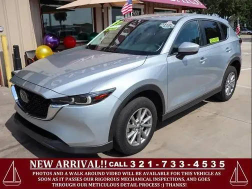 2023 Mazda CX-5 2.5 S Preferred Package AWD photo