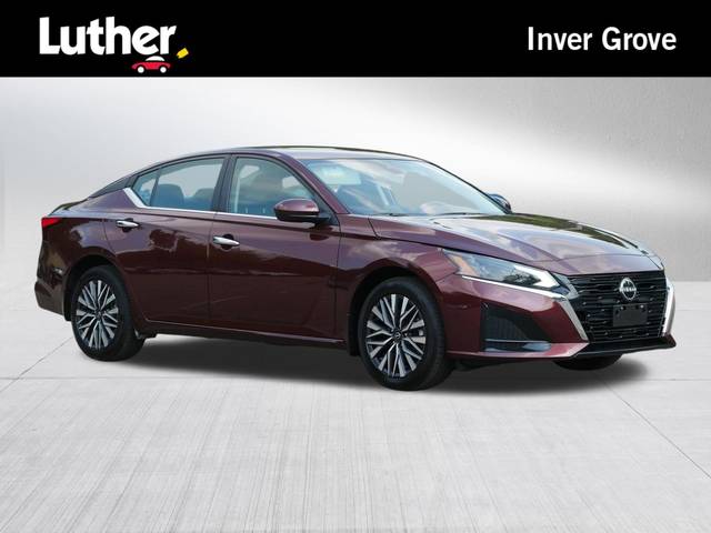 2023 Nissan Altima 2.5 SV AWD photo