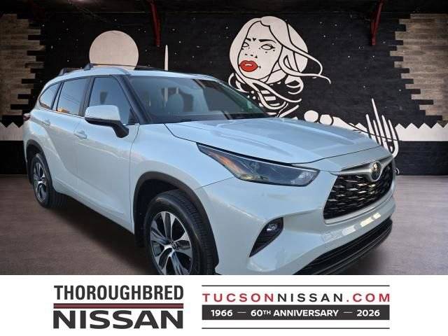 2023 Toyota Highlander XLE AWD photo