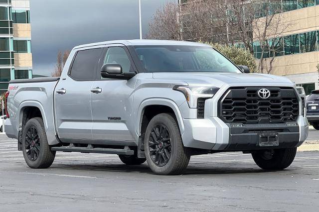 2023 Toyota Tundra SR5 4WD photo