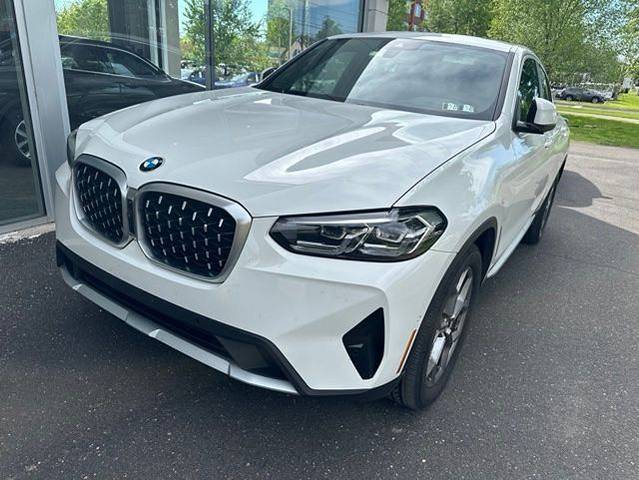 2023 BMW X4 xDrive30i AWD photo