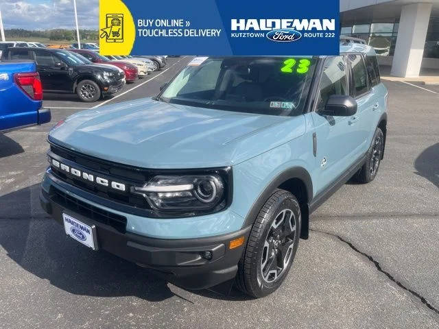 2023 Ford Bronco Sport Outer Banks 4WD photo