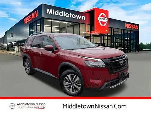 2023 Nissan Pathfinder SL 4WD photo